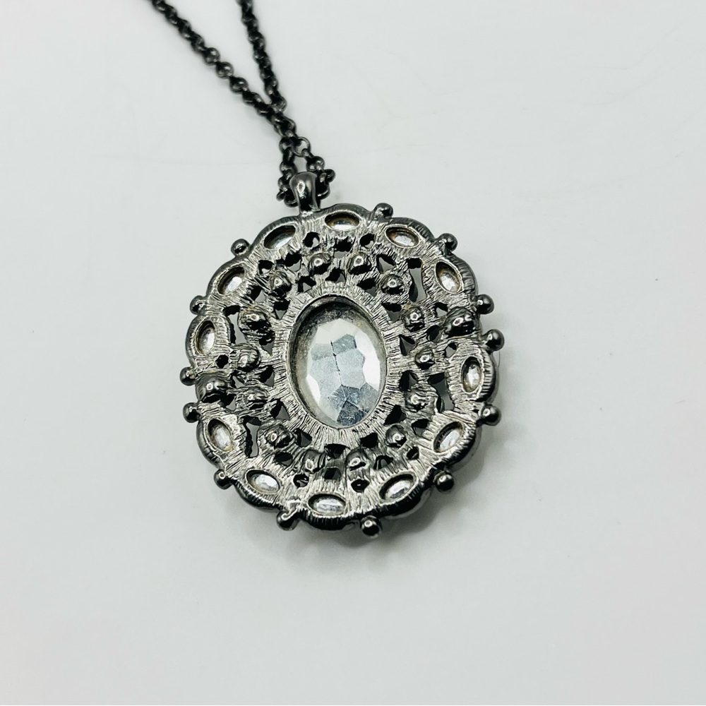 Vintage Trifari Signed Clear Tear Drop Crystal Glass Necklace 20” - Picture 6 of 6